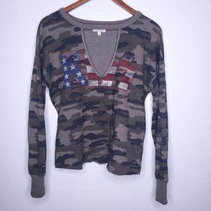 Lucky Brand Top Womens Size Small Camo Kiss Tour 7
